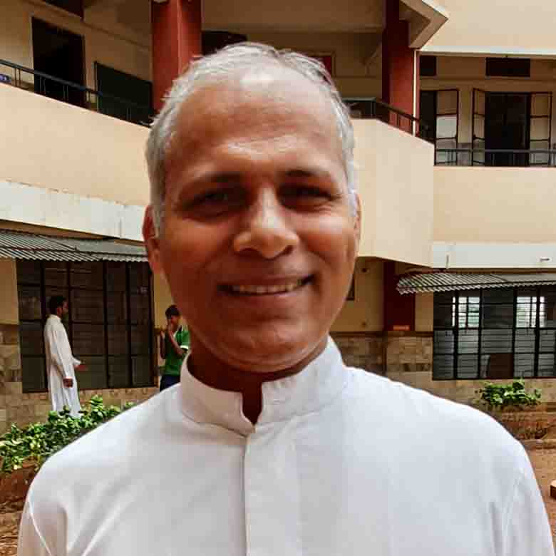 Image of Fr Peter Pinto