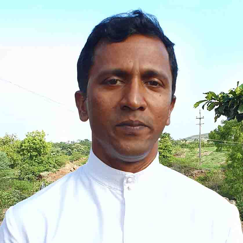 Image of Fr Arvind Severes