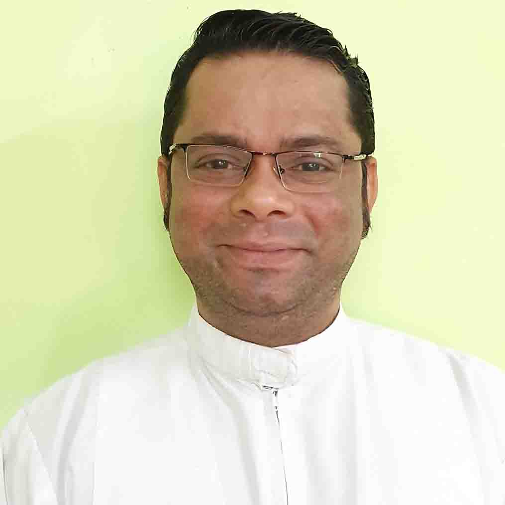 Image of Fr Jason Coelho